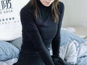 袜啵啵 – 稚予与她的两双棉袜：高清里的复古美学，绝不简单！