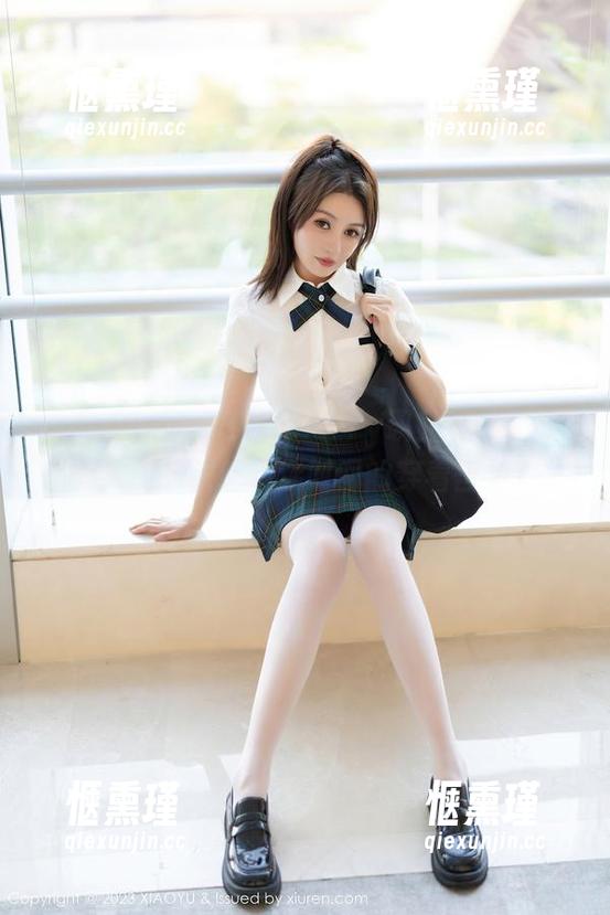 语画界-绯月樱_Cherry 语画界 - 绯月樱_Cherry职业装-不同于旁人的原图,精选时间的穿着哲学?