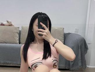 微密圈 – 见证铁锤姐姐的教室冲击波，原图就在线，不可思议的细节！