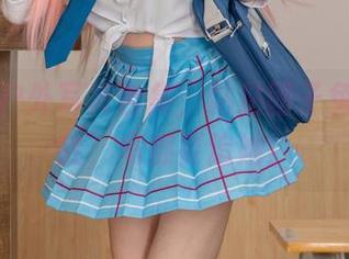 这是个户外写真合集，黏黏团子兔魅力无敌，鸟都要追她！